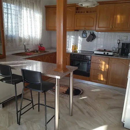 Vagia's House בית נופש *