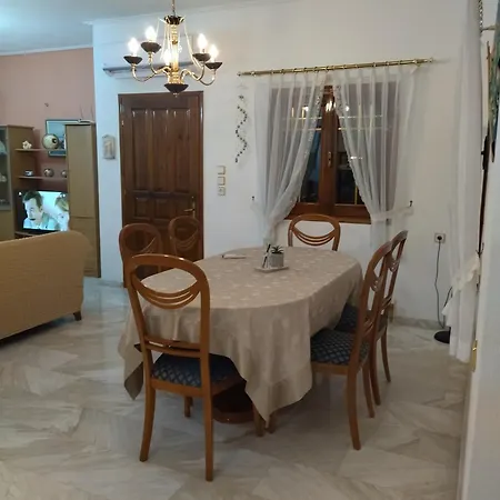 Vagia's House בית נופש